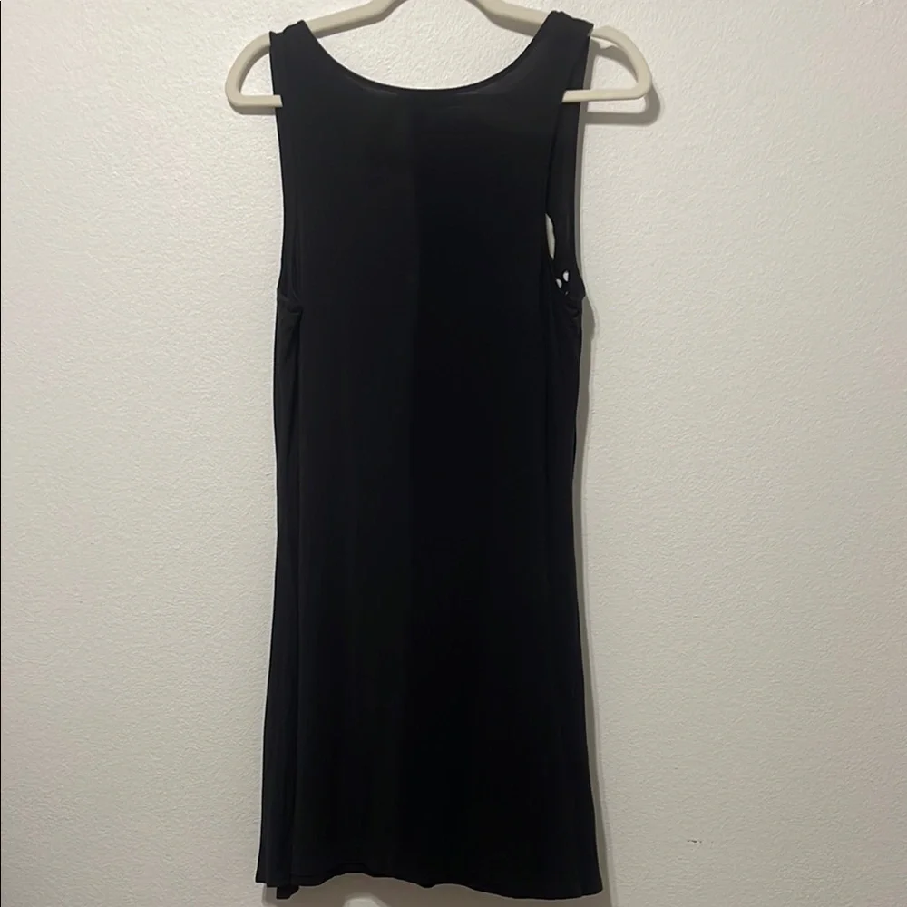 Valerie Bertinelli Black Mini Dress with Floral Embroidery Size Large PTP 19β - Picture 3 of 5